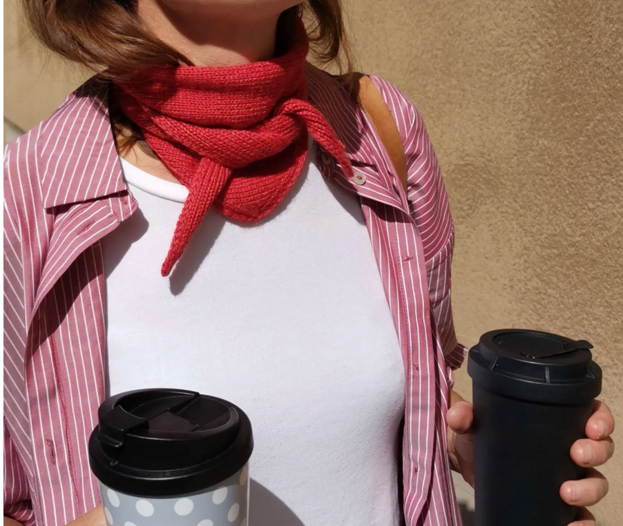 Primera Triangular Scarf Knitting Pattern