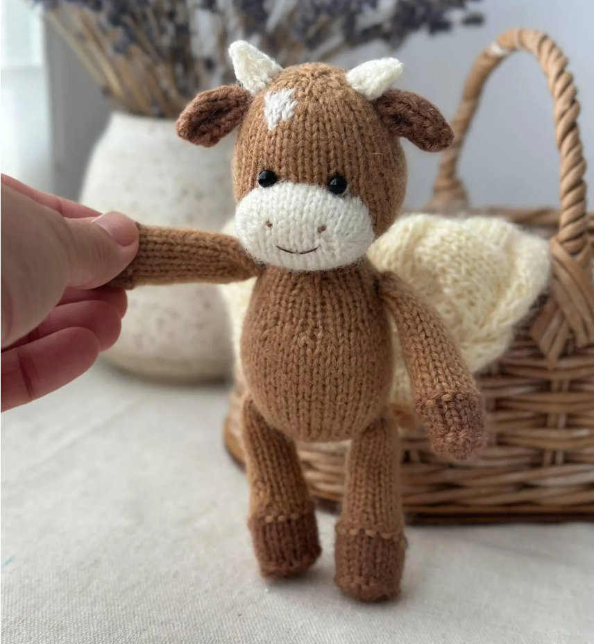 Baby Cow Knitting Pattern